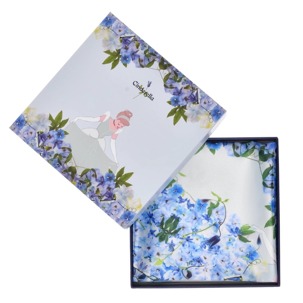 NEW NWT Disney Cinderella Blue Floral Scarf 60X60CM Kawaii Purse Accessory